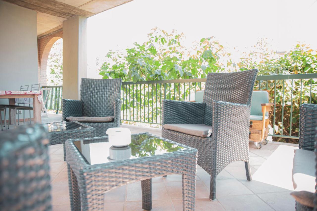 Il Mughetto - Appartamento Con Terrazza Privata Сан-Куйрико-д'Орча Экстерьер фото