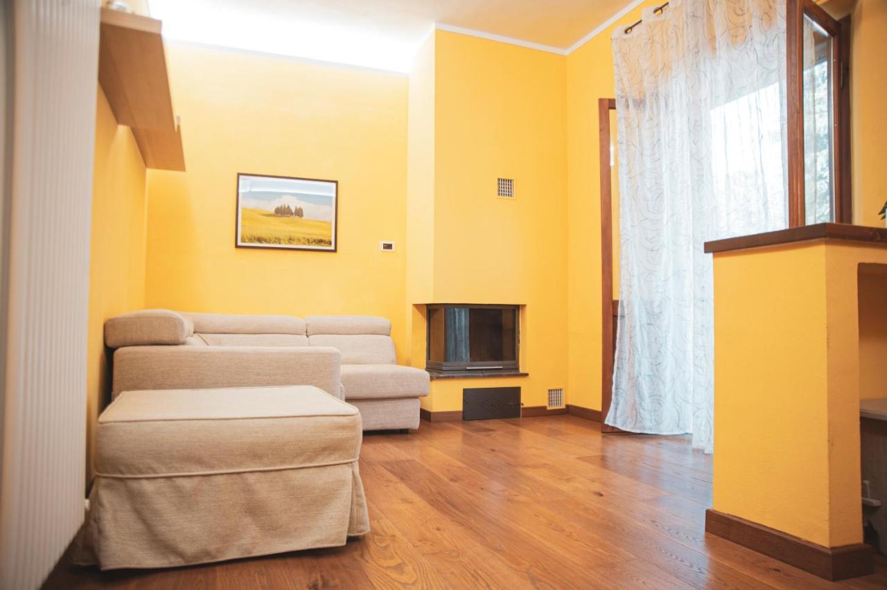 Il Mughetto - Appartamento Con Terrazza Privata Сан-Куйрико-д'Орча Экстерьер фото
